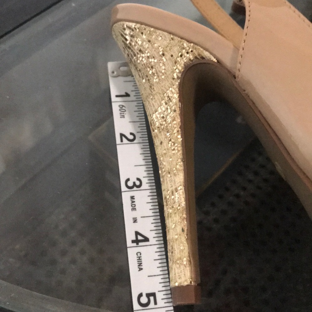 Madden Girl nude patent leather peep toe - Picture 8 of 8